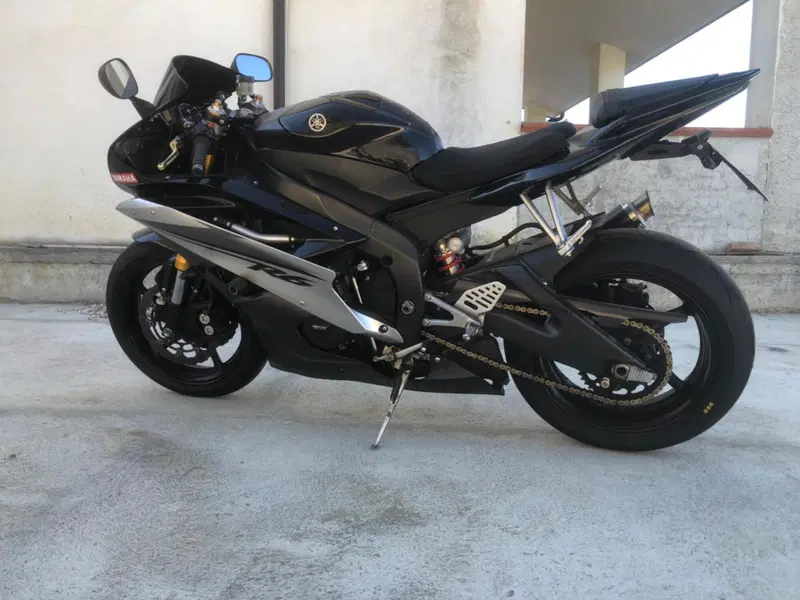 Yamaha YZF R6 (2006 - 07) (3)