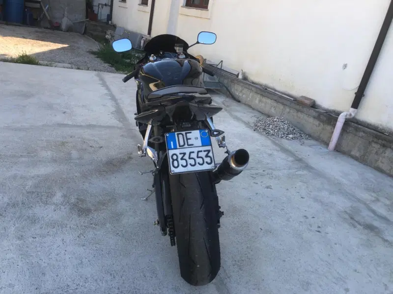 Yamaha YZF R6 (2006 - 07) (4)