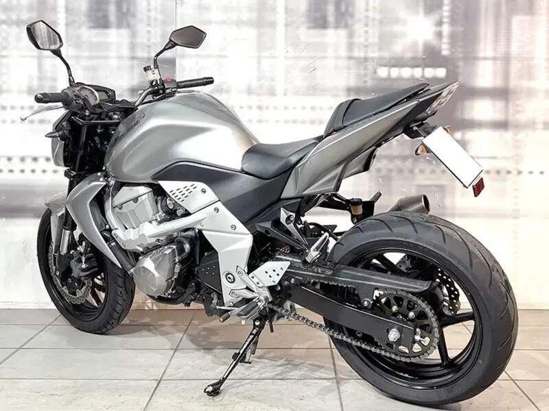 Kawasaki Z 750 (2007 - 14) (2)