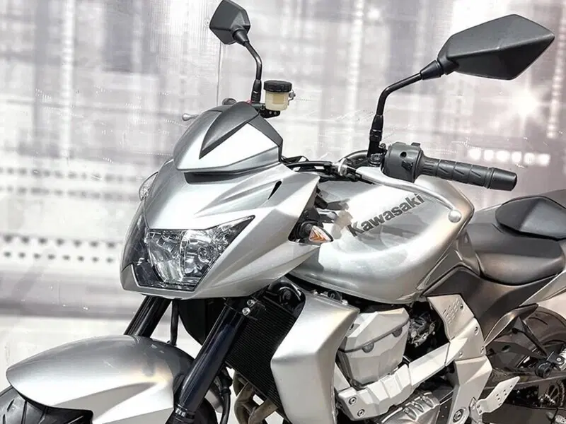 Kawasaki Z 750 (2007 - 14) (4)