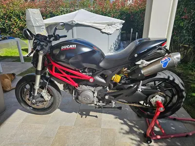 Ducati Monster 796 (2010 - 13) usata