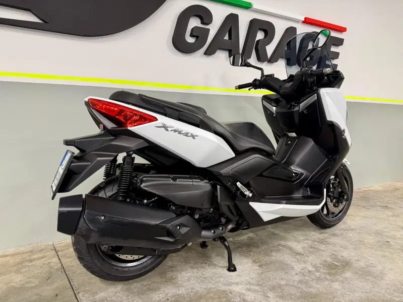 Yamaha X-Max 400 ABS (2017 - 20) (6)