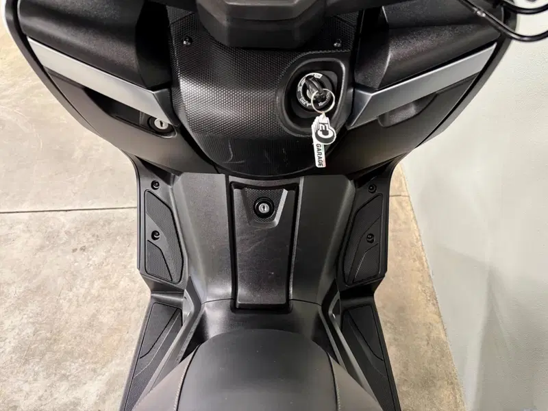 Yamaha X-Max 400 ABS (2017 - 20) (14)