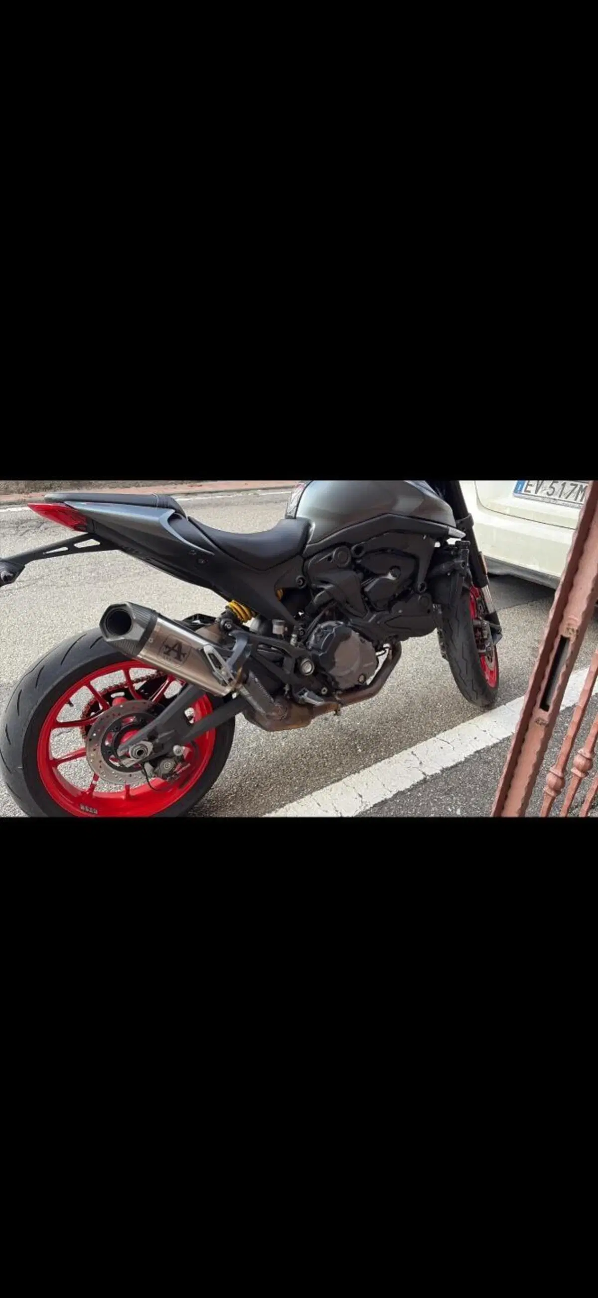 Ducati Monster 937 (2021 - 25) (3)