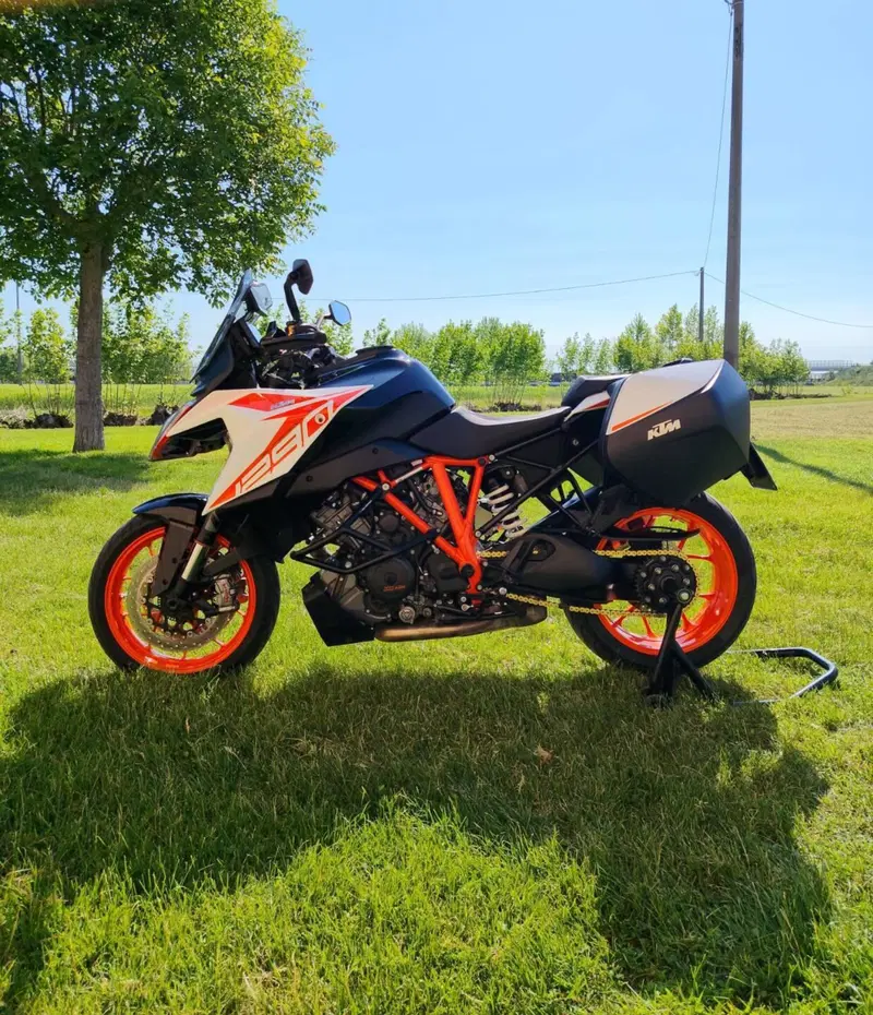 KTM 1290 Super Duke GT (2019 - 20) (2)