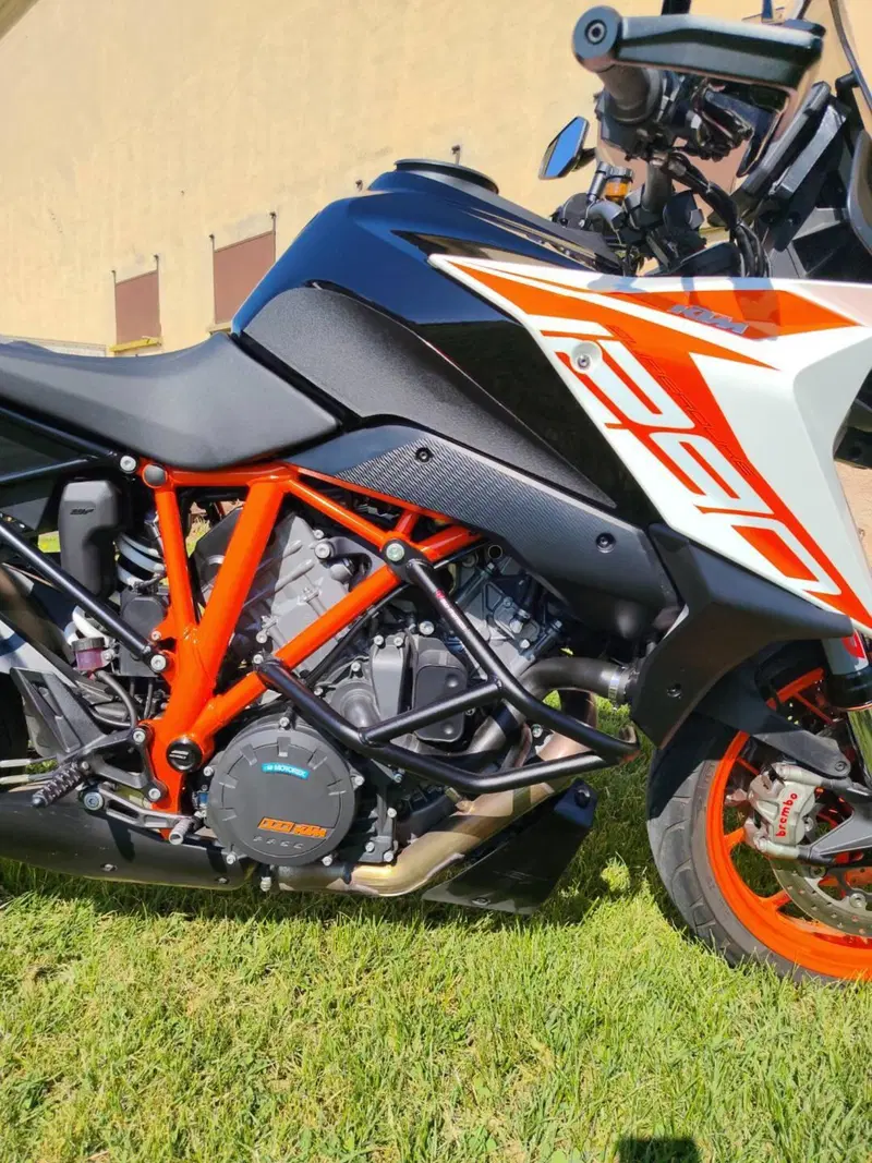 KTM 1290 Super Duke GT (2019 - 20) (10)