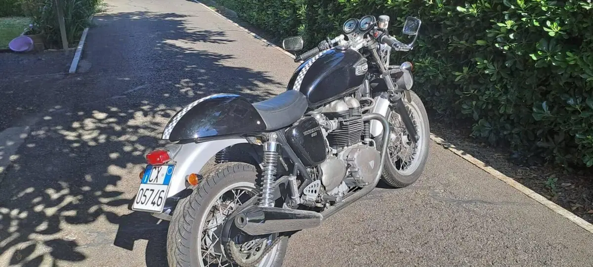 Triumph Thruxton 900 (2004 - 15) (6)