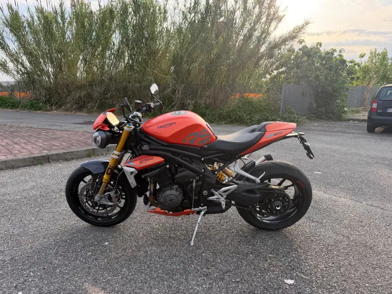 Triumph Speed Triple 1200 RS (2021 - 24) (2)