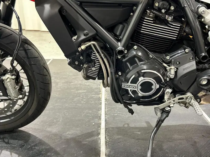 Ducati Scrambler 800 Urban Motard (2022) (13)