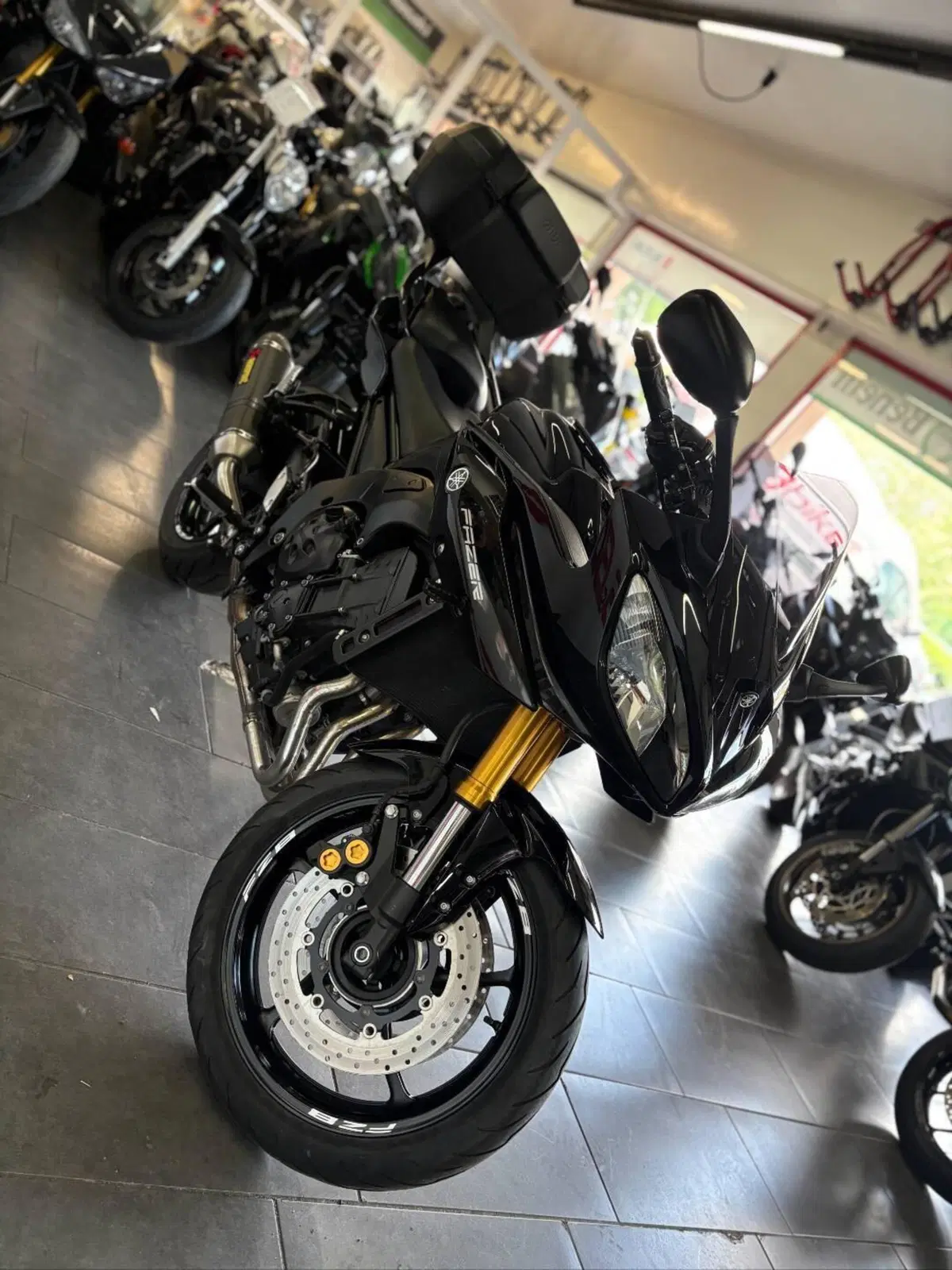 Yamaha Fazer 8 (2010 - 16) (6)