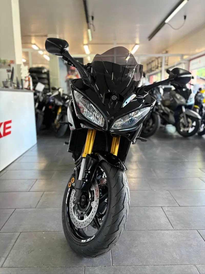 Yamaha Fazer 8 (2010 - 16) (3)