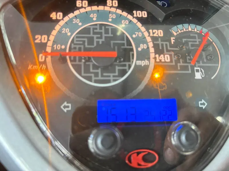 Kymco Agility 200i R16 + (2021 - 25) (7)