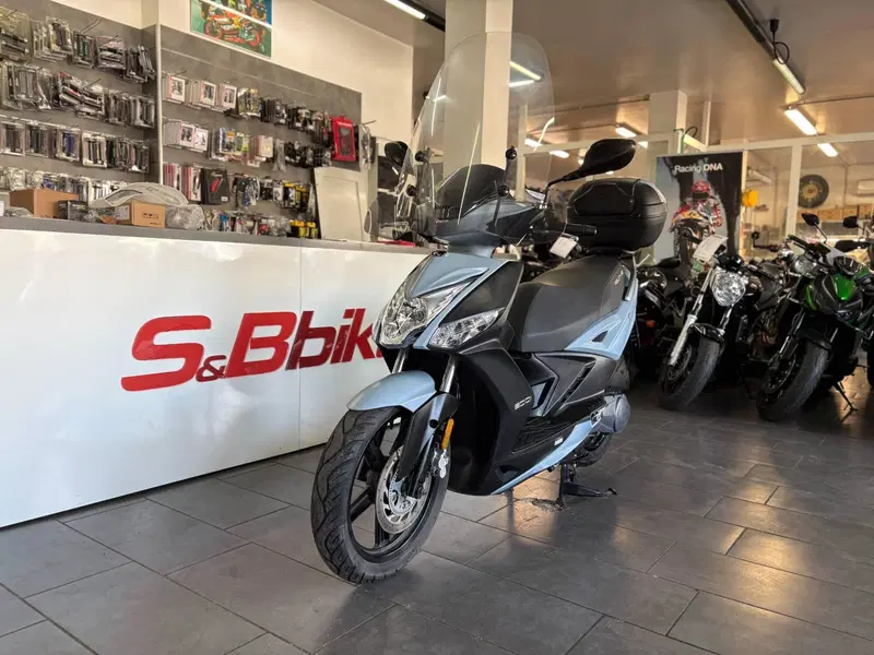 Kymco Agility 200i R16 + (2021 - 25) (2)