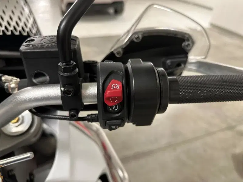 Ducati DesertX (2022 - 25) (8)