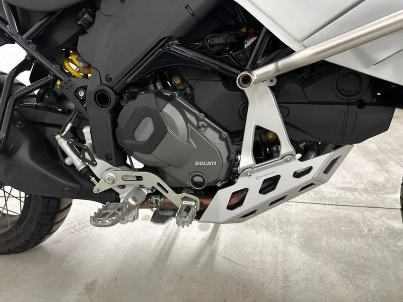 Ducati DesertX (2022 - 25) (12)