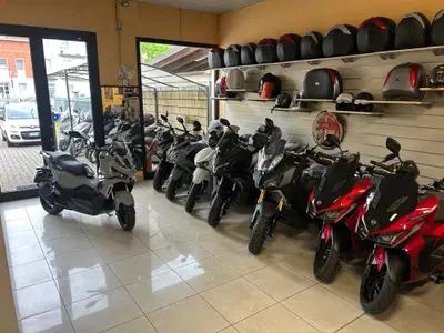 Max Moto 2 