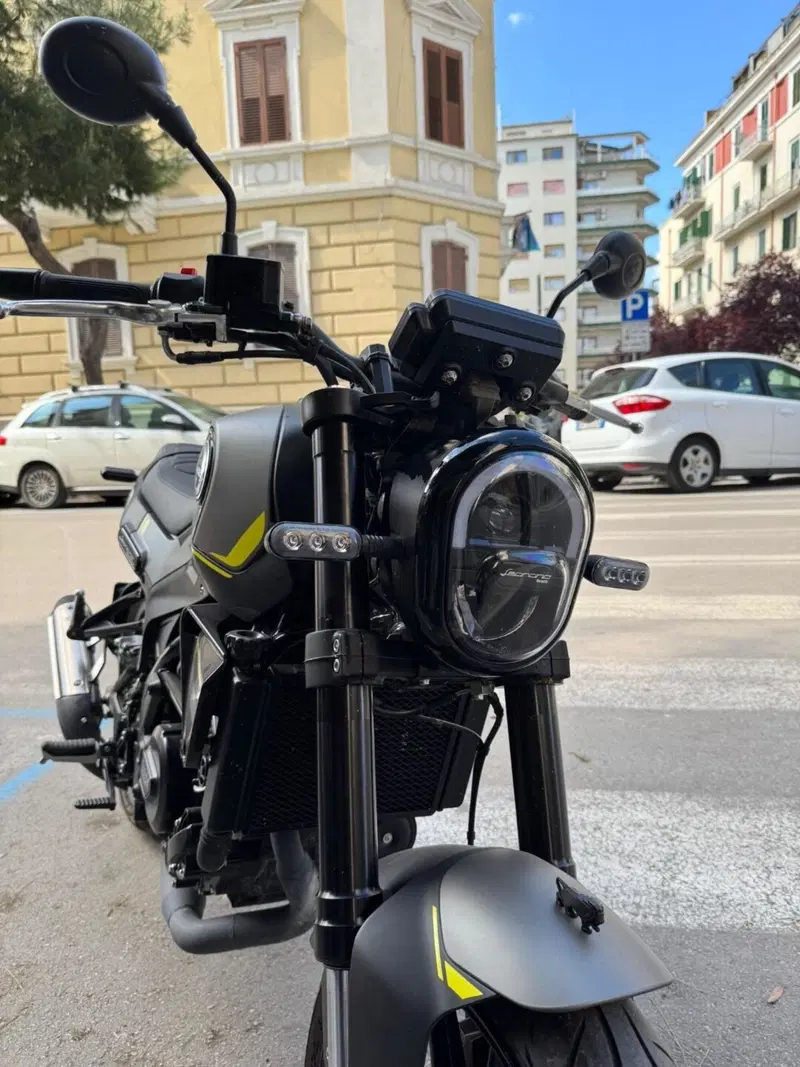 Benelli Leoncino 250 (2021 - 25) (5)