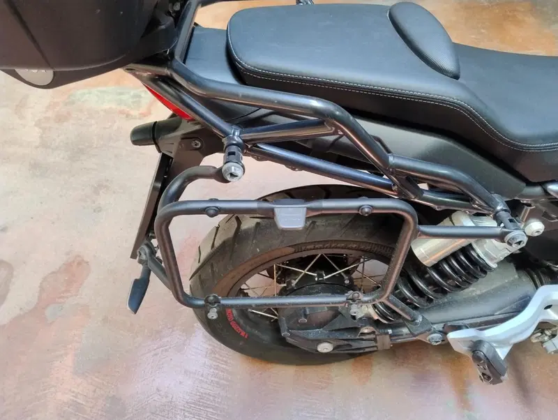 Moto Guzzi V85 TT (2019 - 20) (4)