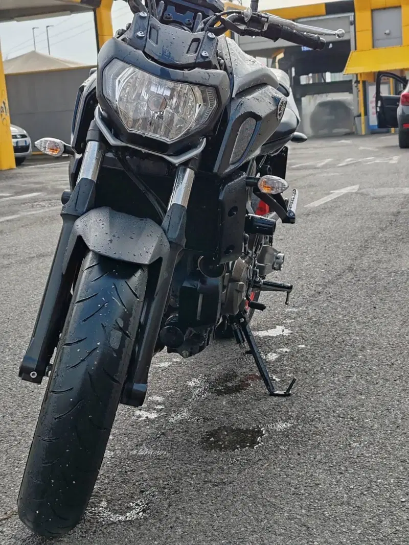 Yamaha MT-07 (2018 - 20) (9)