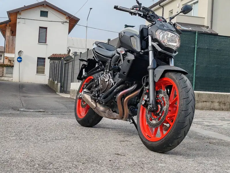 Yamaha MT-07 (2018 - 20) (11)
