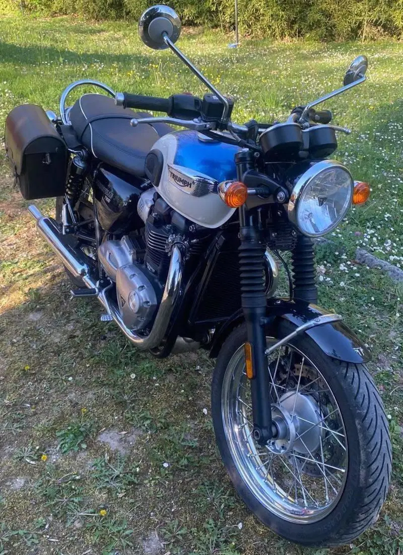 Triumph Bonneville T100 (2017 - 20) (4)