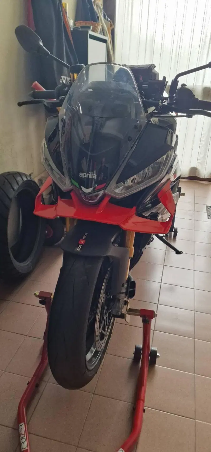 Aprilia Tuono V4 (2025 - 26)