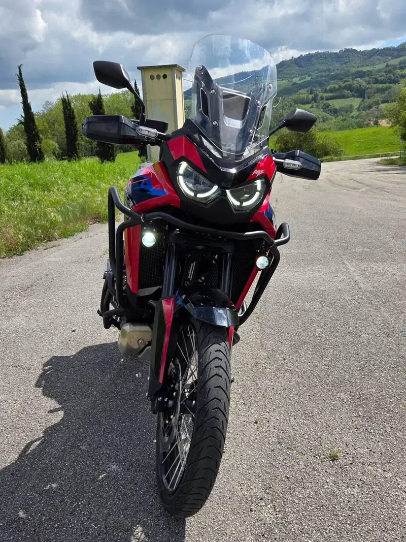Honda Africa Twin CRF 1100L ES DCT (2024 - 26) (3)