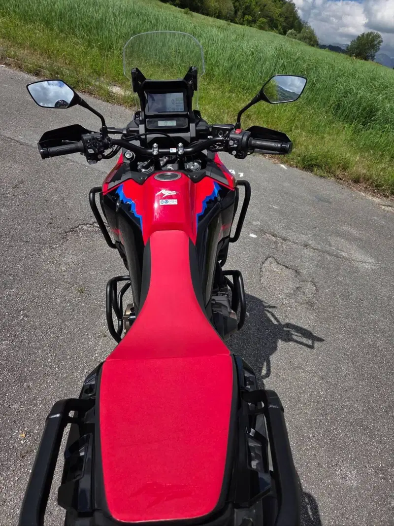 Honda Africa Twin CRF 1100L ES DCT (2024 - 26) (4)