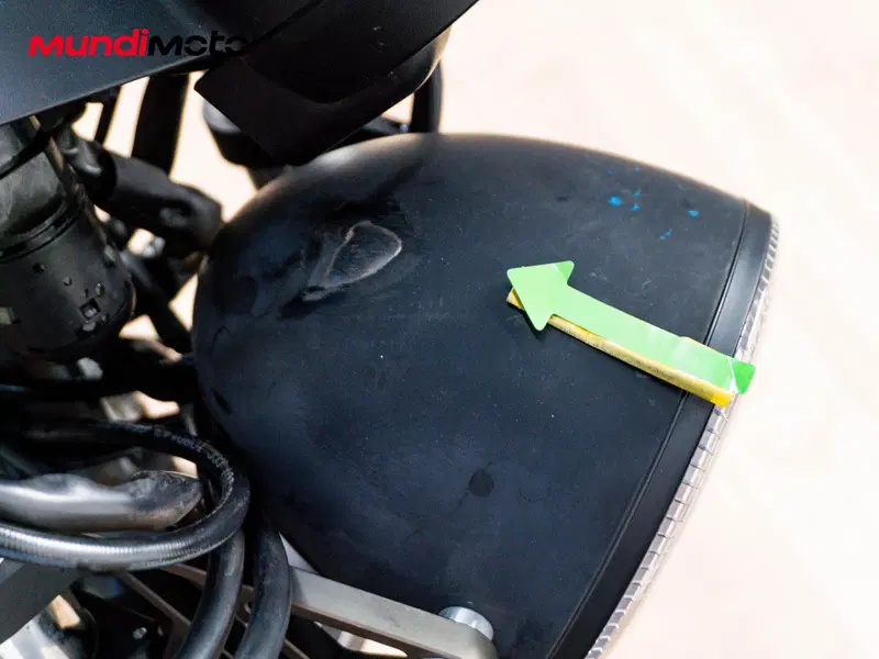 Moto Guzzi V7 III Stone (2017 - 20) (14)