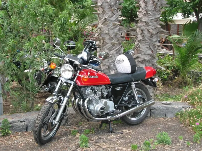 Suzuki GS 500 E (2)