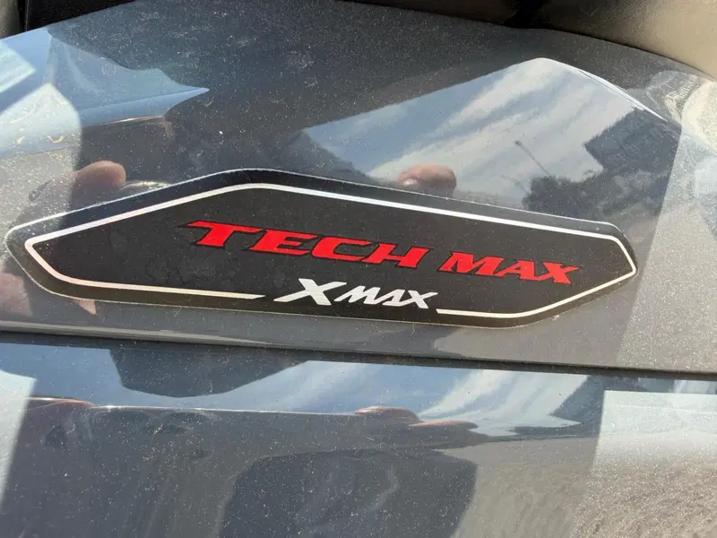 Yamaha X-Max 300 Tech Max (2021 - 24) (8)