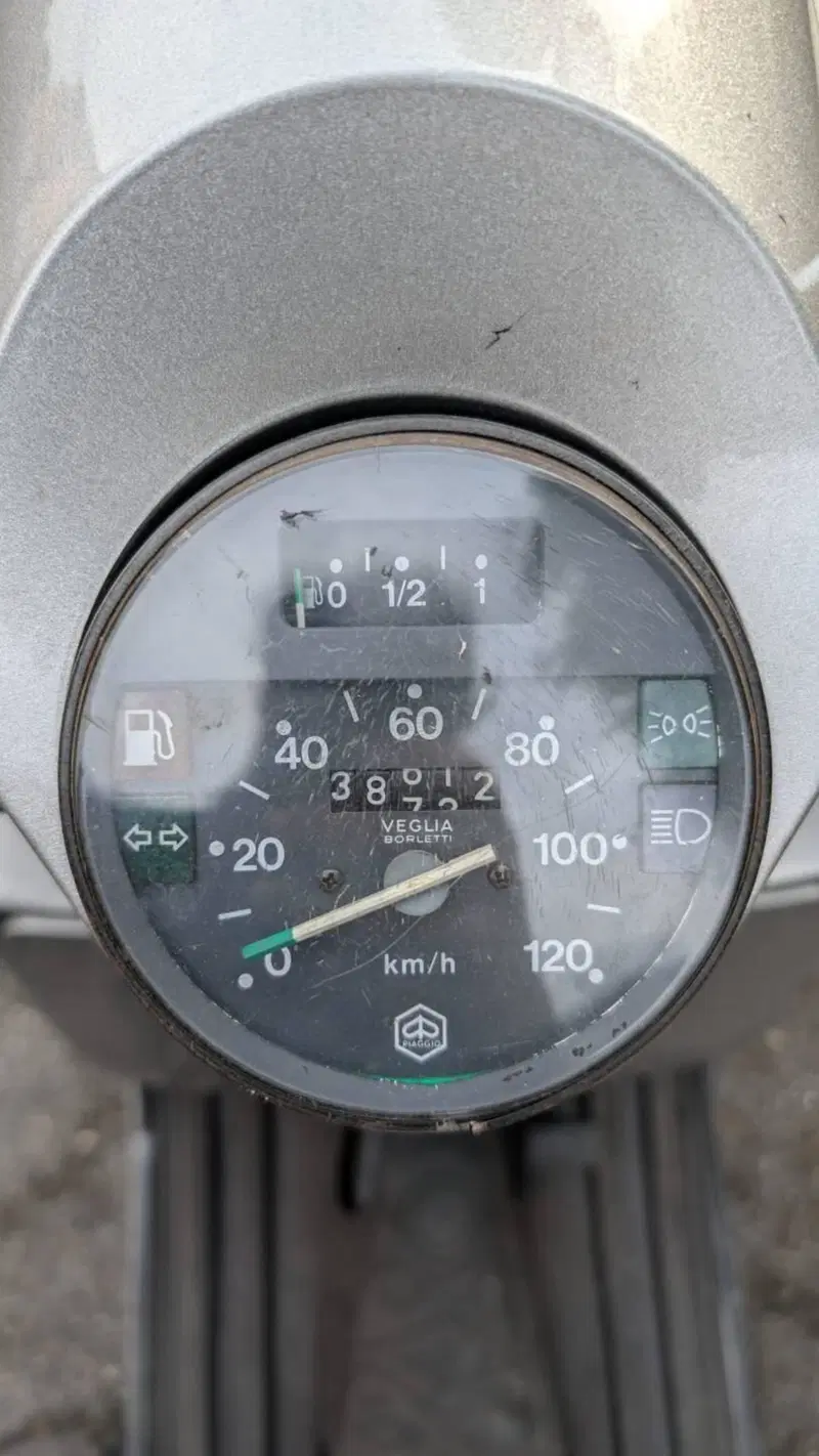 Piaggio Vespa 150 PX MA a.e. (3)