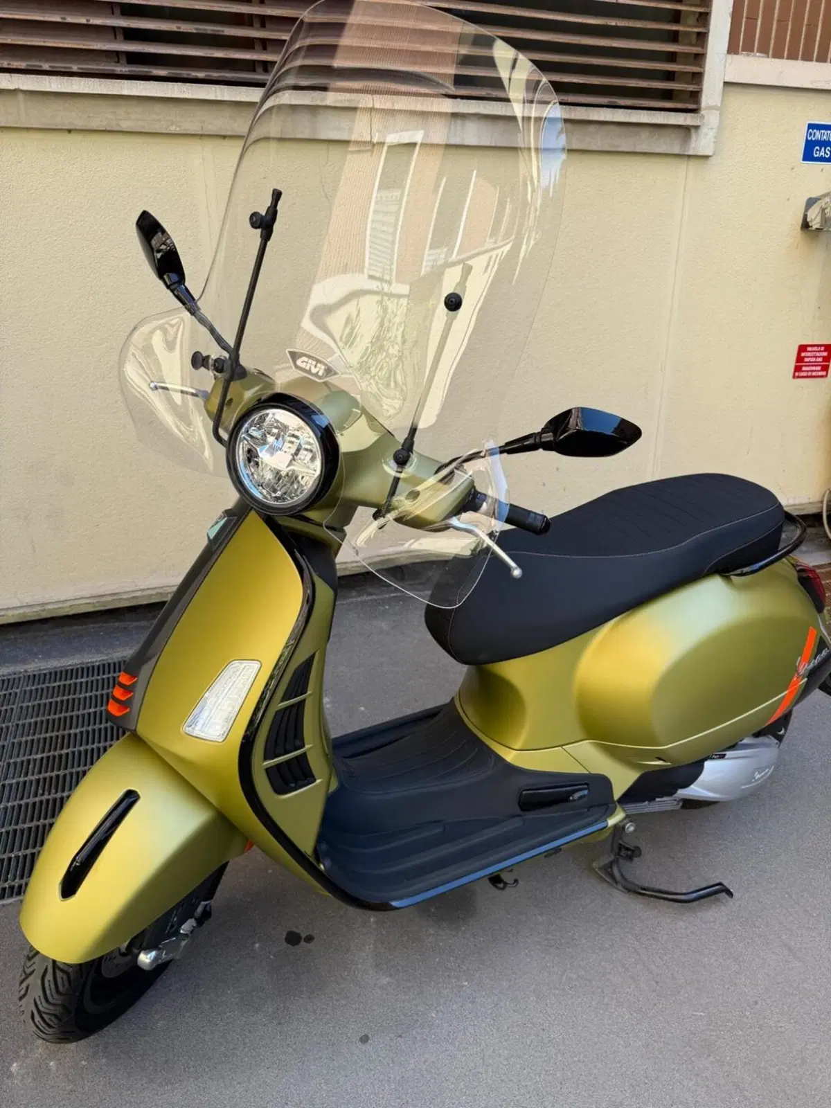 Vespa GTS 300 Super Sport (2023 - 24)