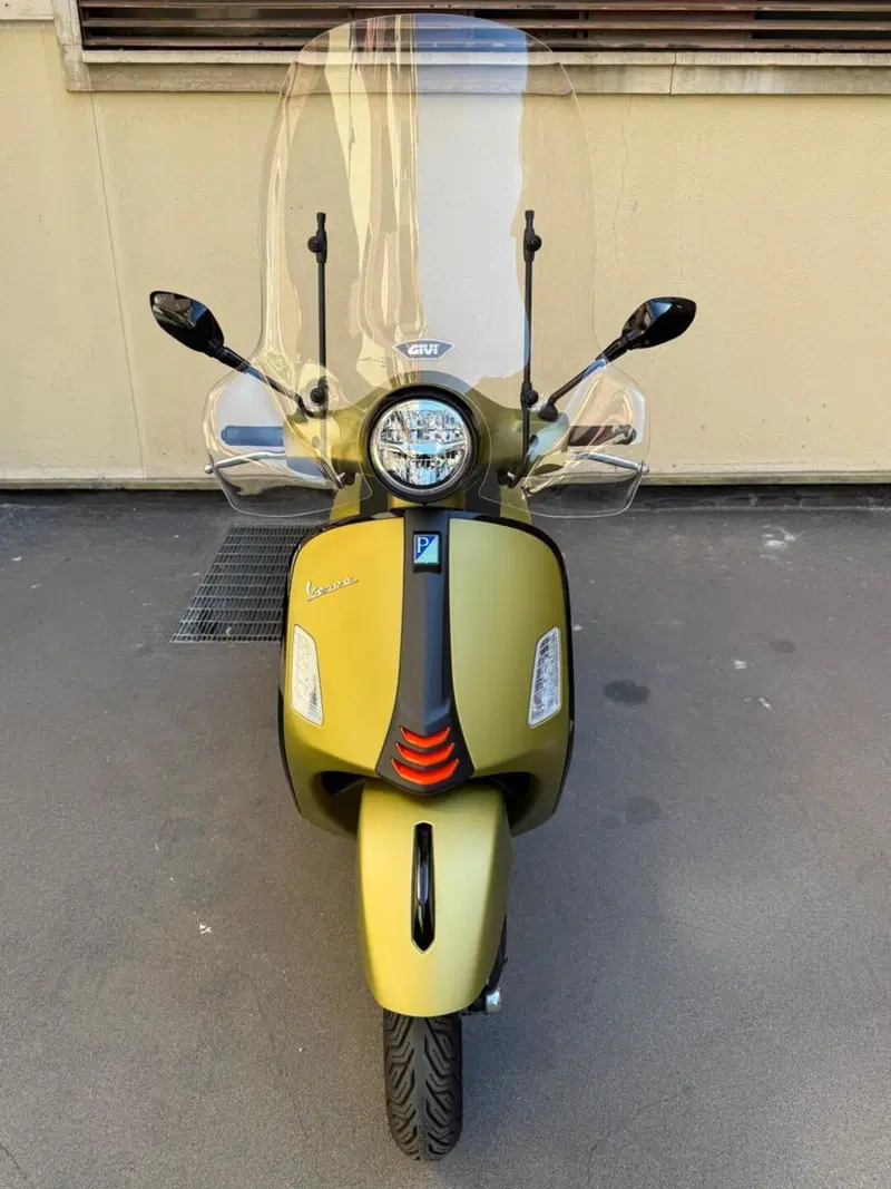 Vespa GTS 300 Super Sport (2023 - 24) (3)