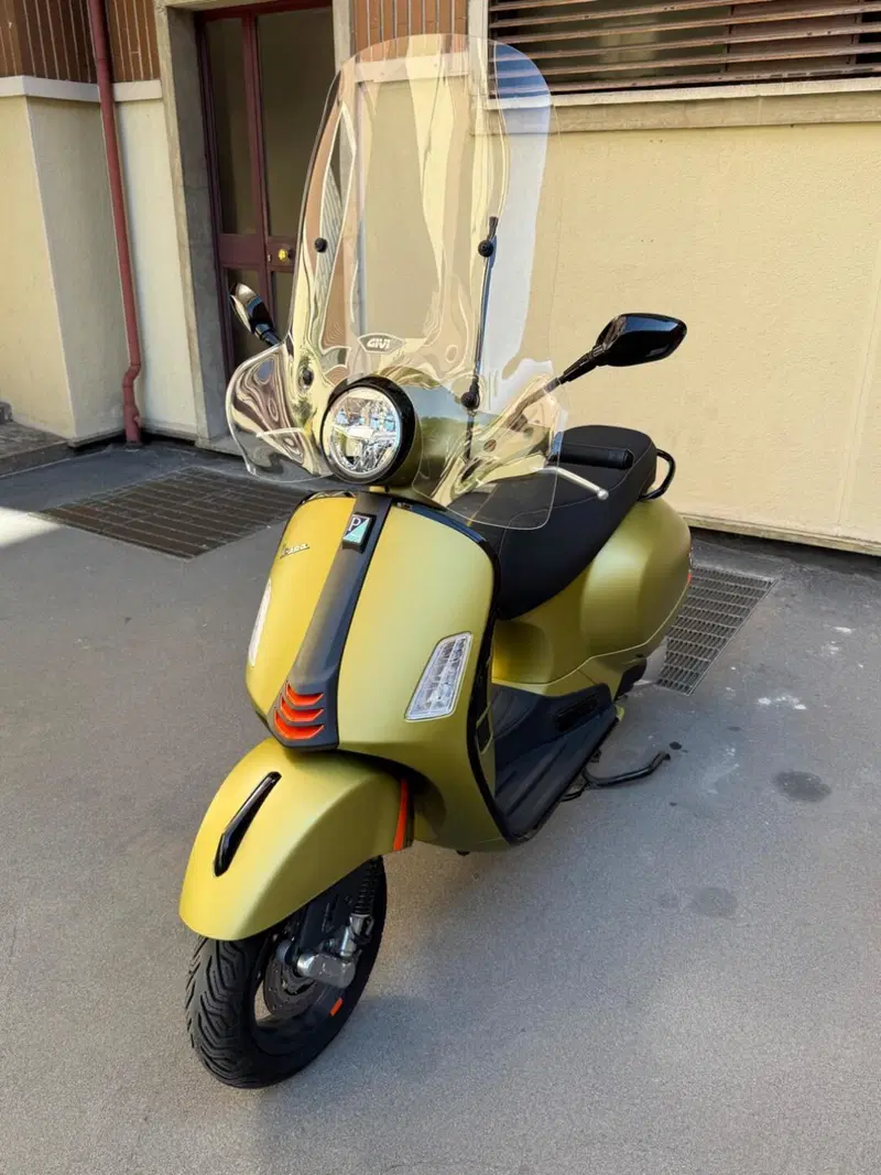 Vespa GTS 300 Super Sport (2023 - 24) (5)
