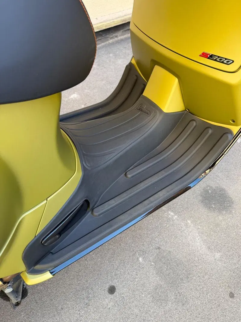 Vespa GTS 300 Super Sport (2023 - 24) (10)