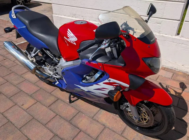 Honda CBR 600 F (1997 - 99) (3)