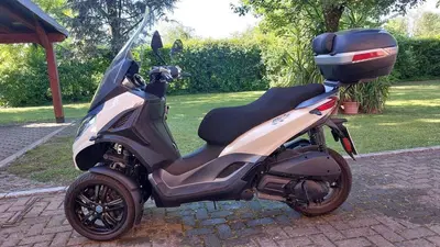 Piaggio MP3 300 ABS Hpe (2021 - 24) usata