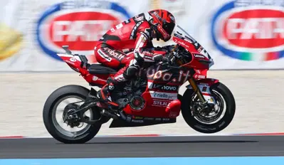 SBK 2026. GP di Ungheria a Balaton Park. Iker Lecuona davanti a tutti nelle libere
