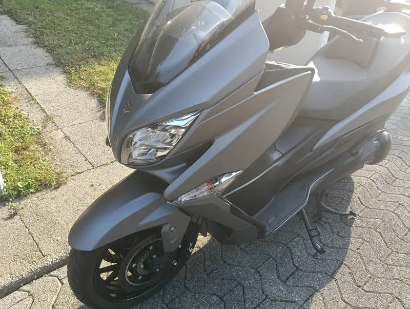 Suzuki Burgman AN 400 (2017 - 20)