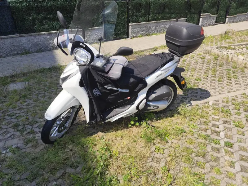 Honda SH 125 Mode (2021 - 23) (5)