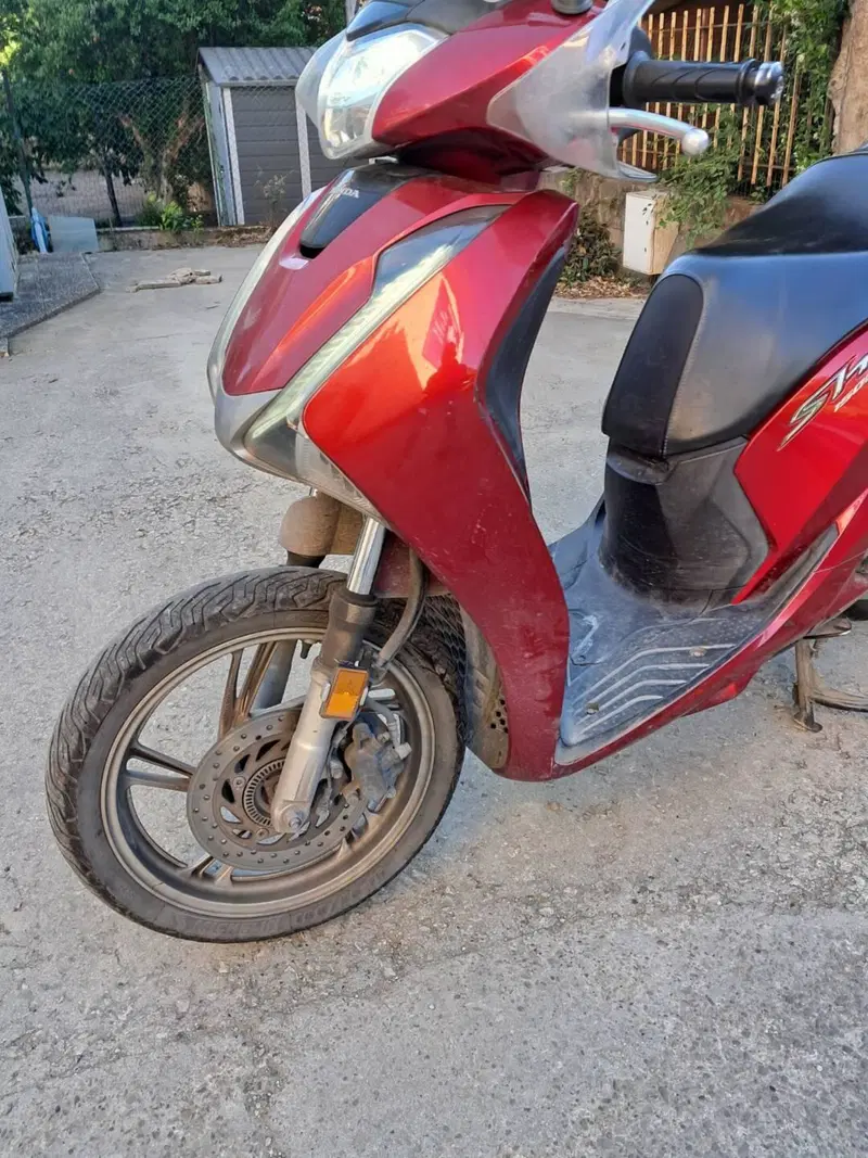 Honda SH 150i (2017 - 19) (2)
