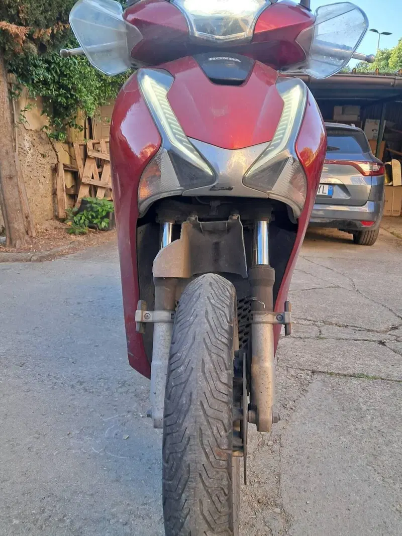 Honda SH 150i (2017 - 19) (6)