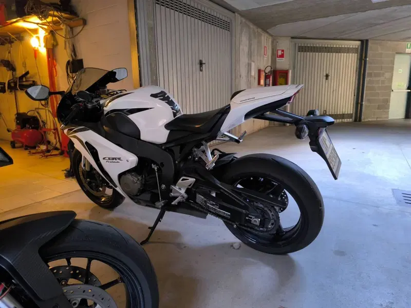 Honda CBR 1000 RR Fireblade (2008 - 11)