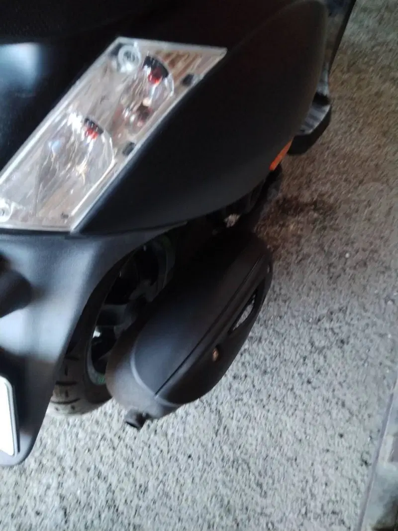 Piaggio Zip 50 S 4T (2021 - 25) (4)