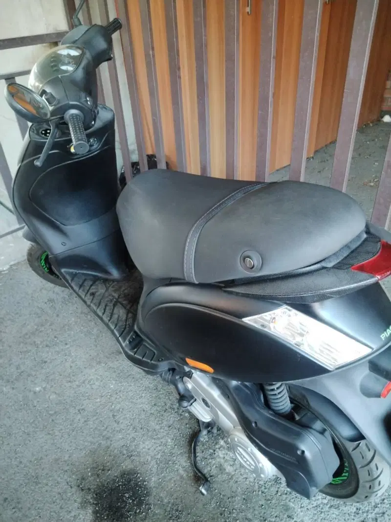 Piaggio Zip 50 S 4T (2021 - 25) (6)