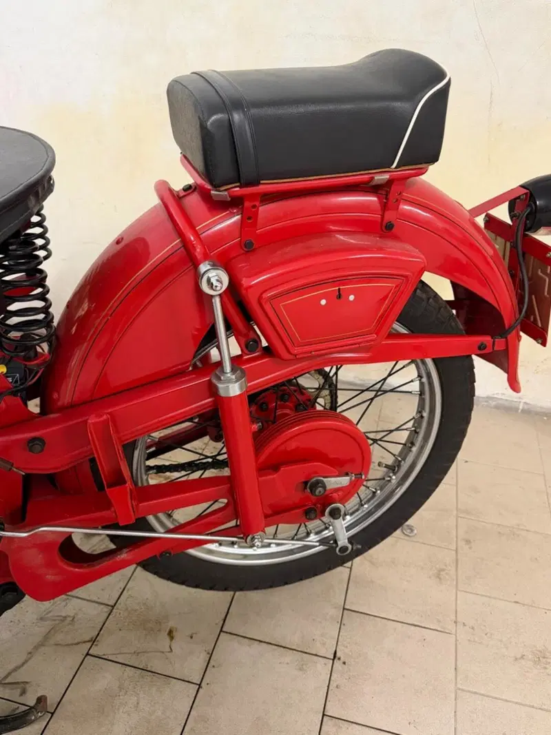 Moto Guzzi  moto guzzi 250 (4)