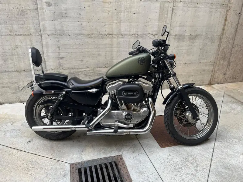 Harley-Davidson 883 (2006 - 07) - XL (8)
