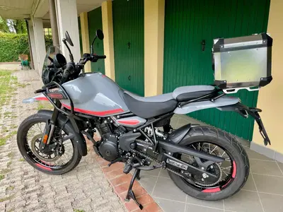 Royal Enfield Himalayan 450 (2024 - 26) usata