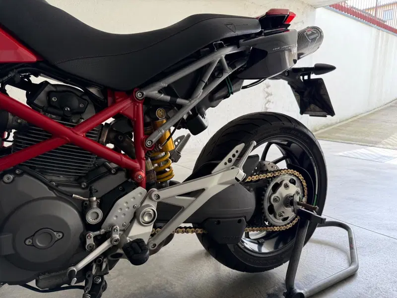 Ducati Hypermotard 1100 EVO (2010 - 12) (9)